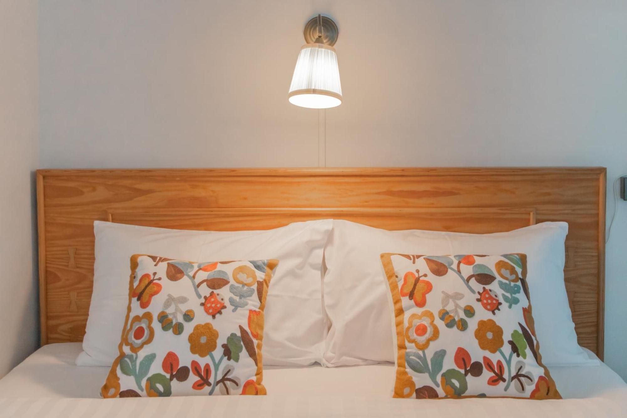 Latima Boutique Hostel كانتْشانابوري المظهر الخارجي الصورة