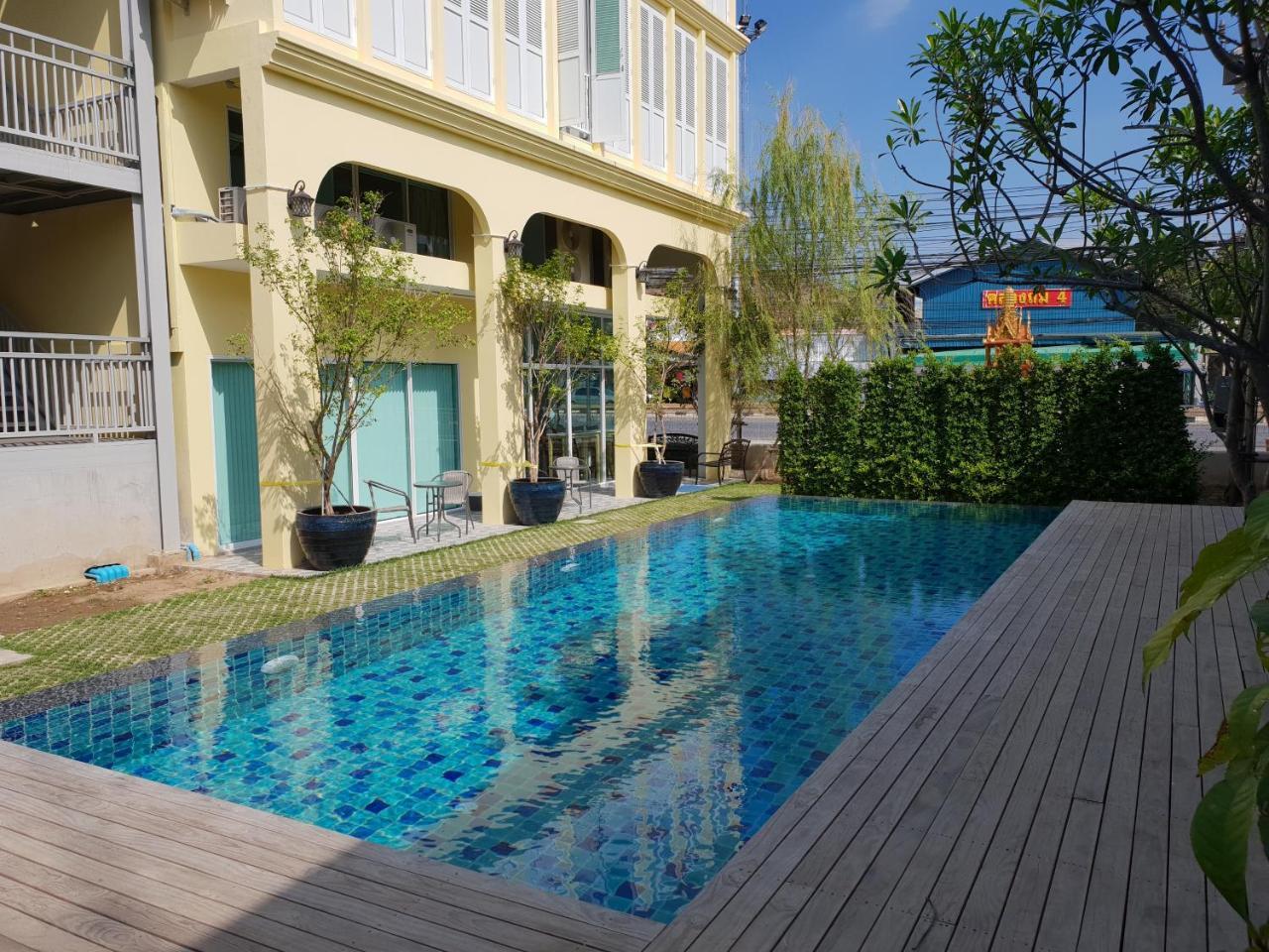 Latima Boutique Hostel كانتْشانابوري المظهر الخارجي الصورة