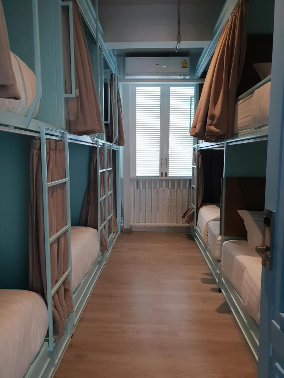 Latima Boutique Hostel كانتْشانابوري المظهر الخارجي الصورة