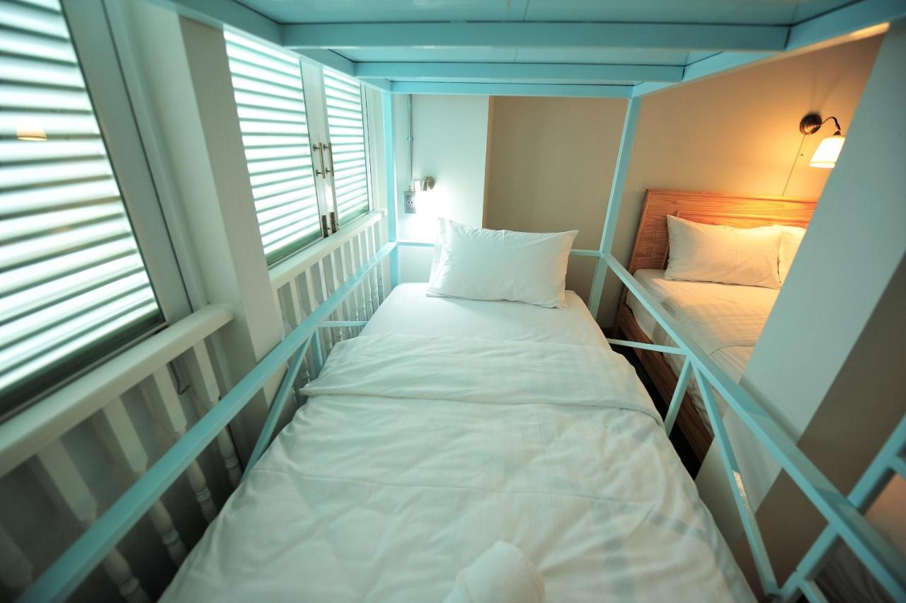 Latima Boutique Hostel كانتْشانابوري المظهر الخارجي الصورة